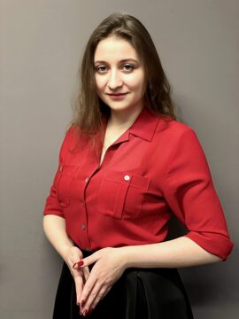 ​​​​​​​Александра Сафонова